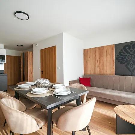 P Z Sauna, Sun & Snow Daire